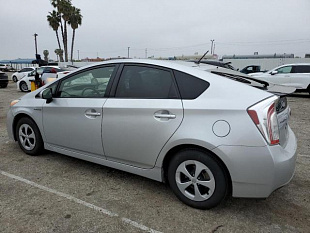 TOYOTA PRIUS 2015