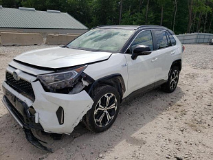 TOYOTA RAV4 PRIME XSE 2021